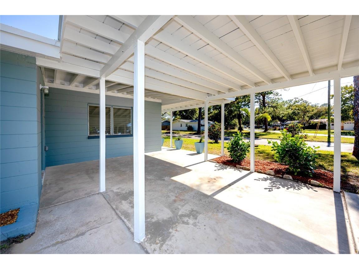 647 Garland Street N Saint Petersburg FL 33703 TB8445431 image42