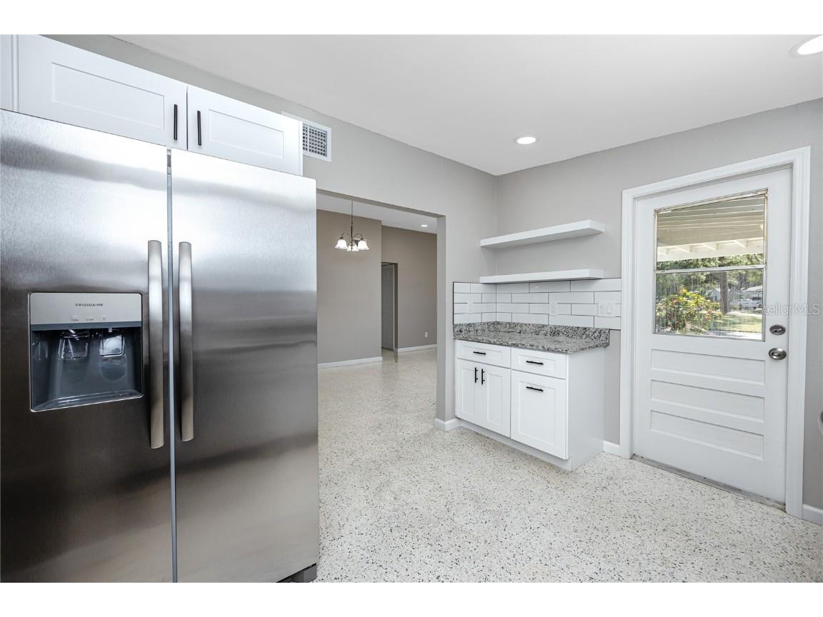 647 Garland Street N Saint Petersburg FL 33703 TB8445431 image8