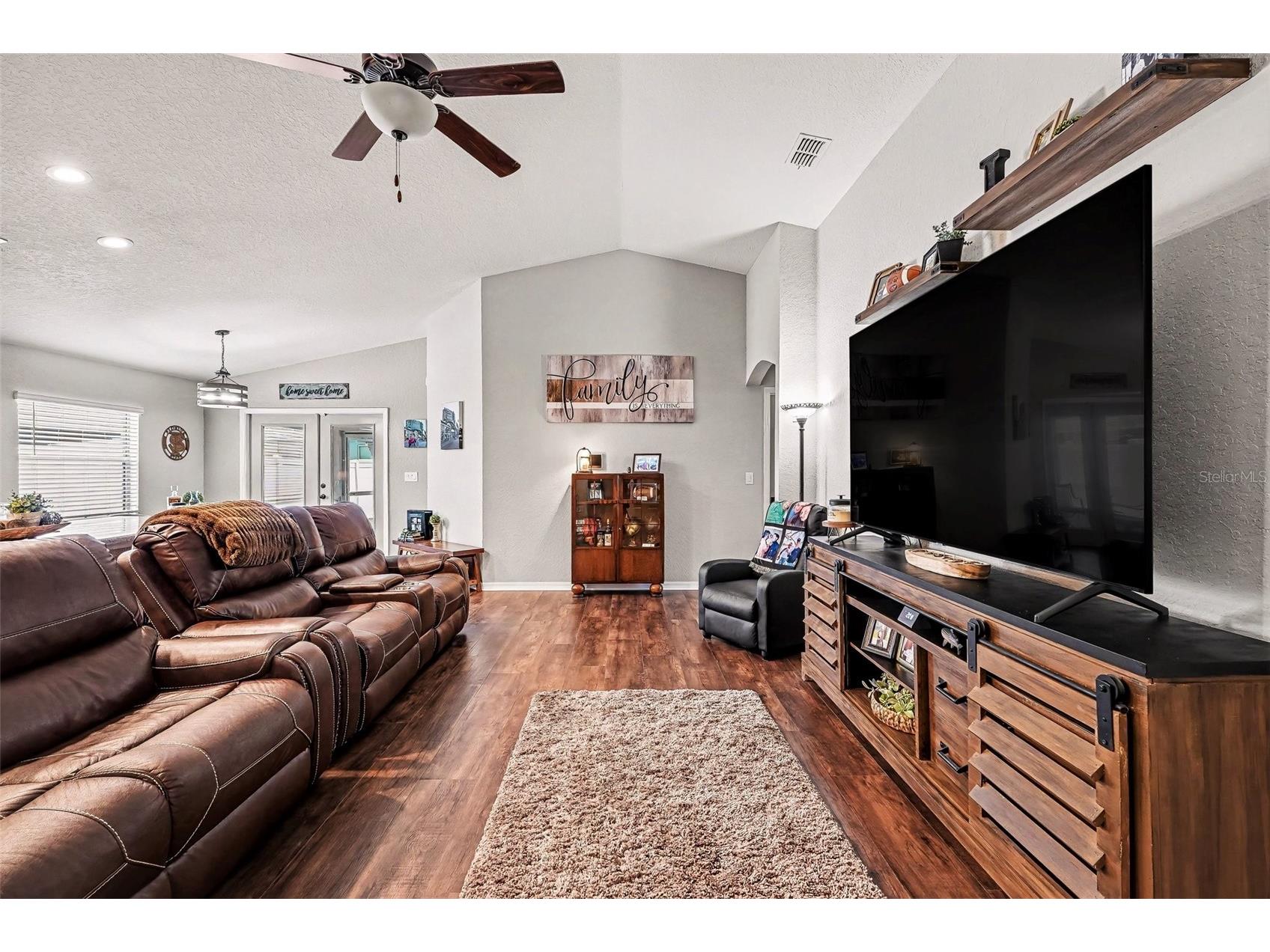 647 Lorient Drive Eagle Lake FL 33839 TB8512817 image7