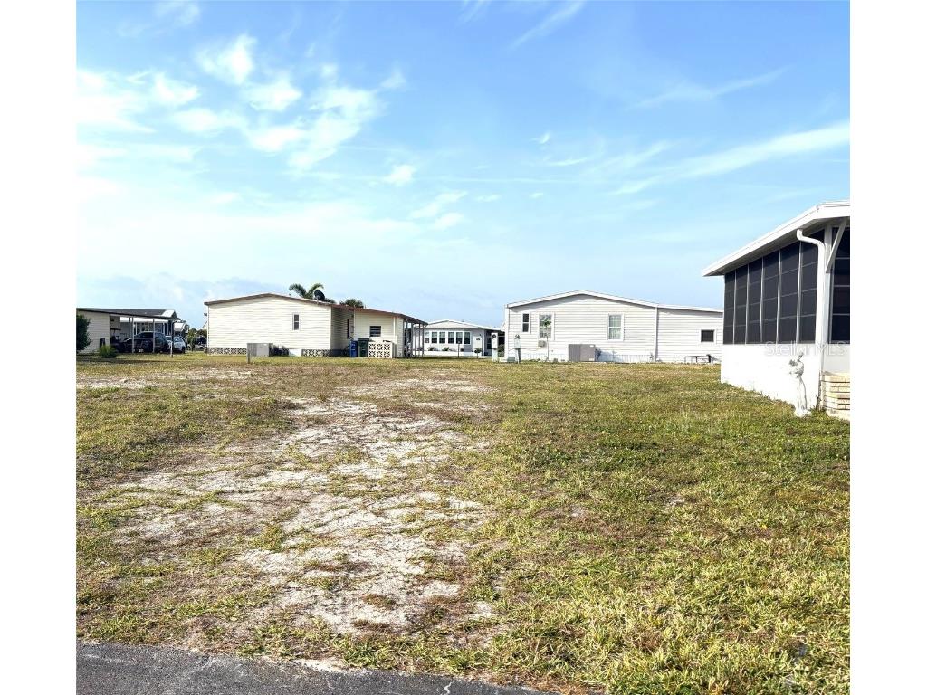 647 Los Altos North Port FL 34287 TB8365361 image2