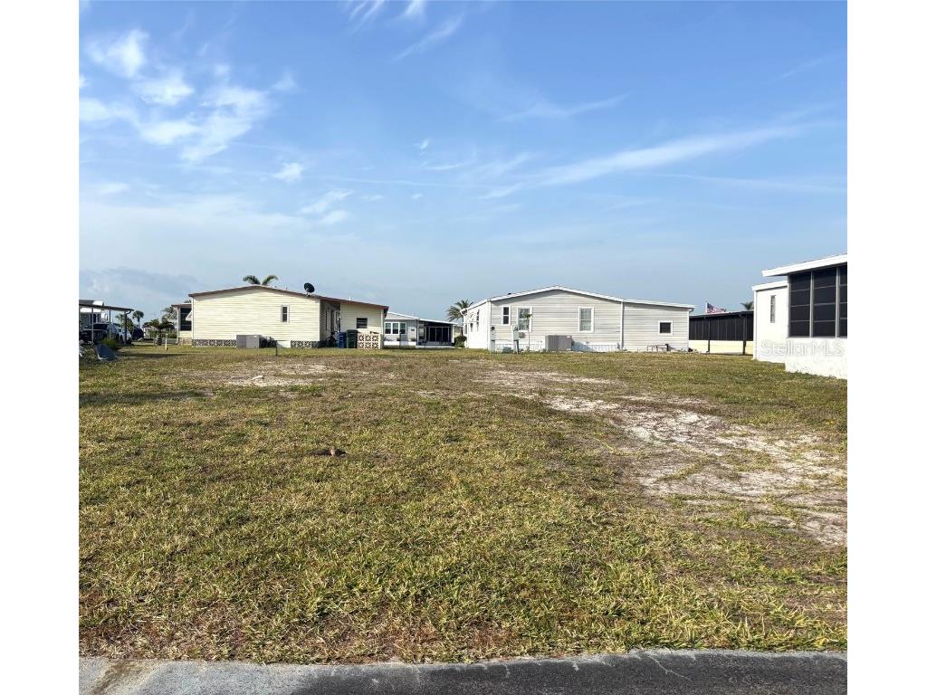 647 Los Altos North Port FL 34287 TB8365361 image3