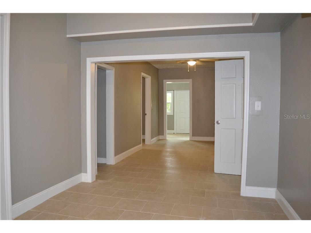 647 S Delaware Avenue Deland FL 32720 O6220154 image18