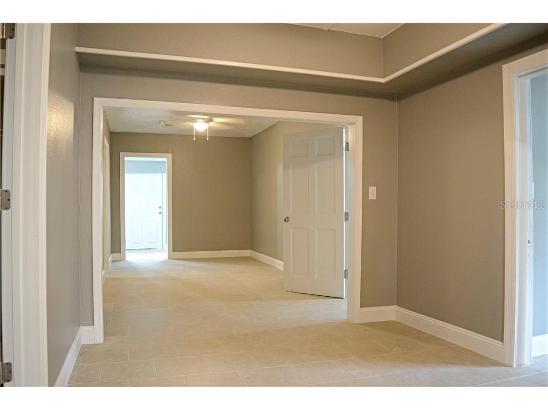 647 S Delaware Avenue Deland FL 32720 O6220154 image5