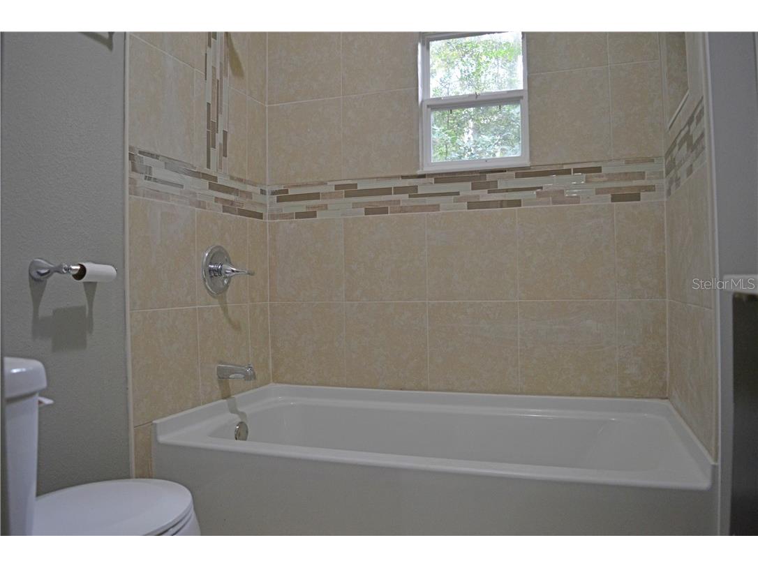 647 S Delaware Avenue Deland FL 32720 O6220154 image7