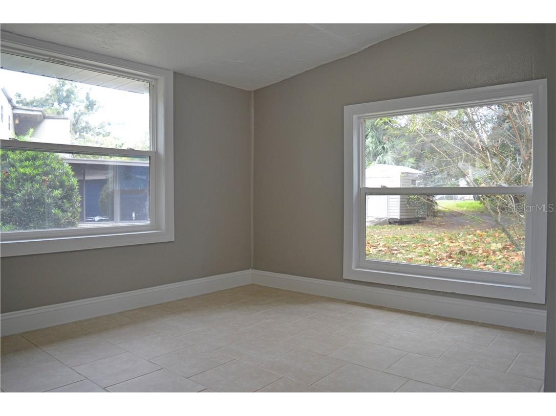 647 S Delaware Avenue Deland FL 32720 O6220154 image9