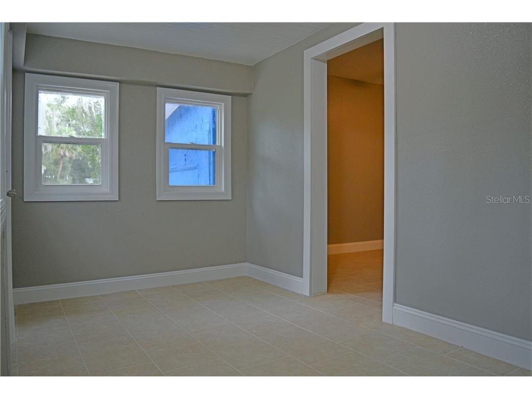 647 S Delaware Avenue Deland FL 32720 O6362015 image15