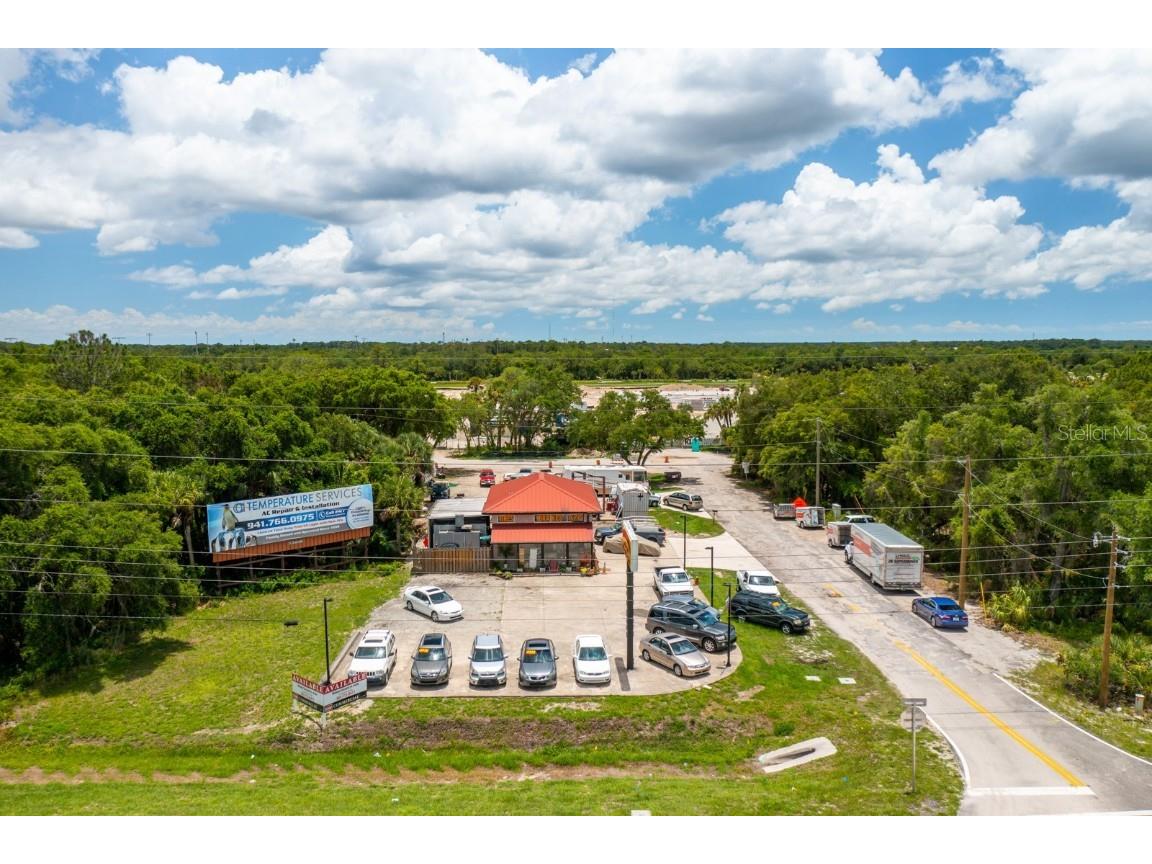 647 Tamiami Trail Port Charlotte FL 33953 A4558301 image1