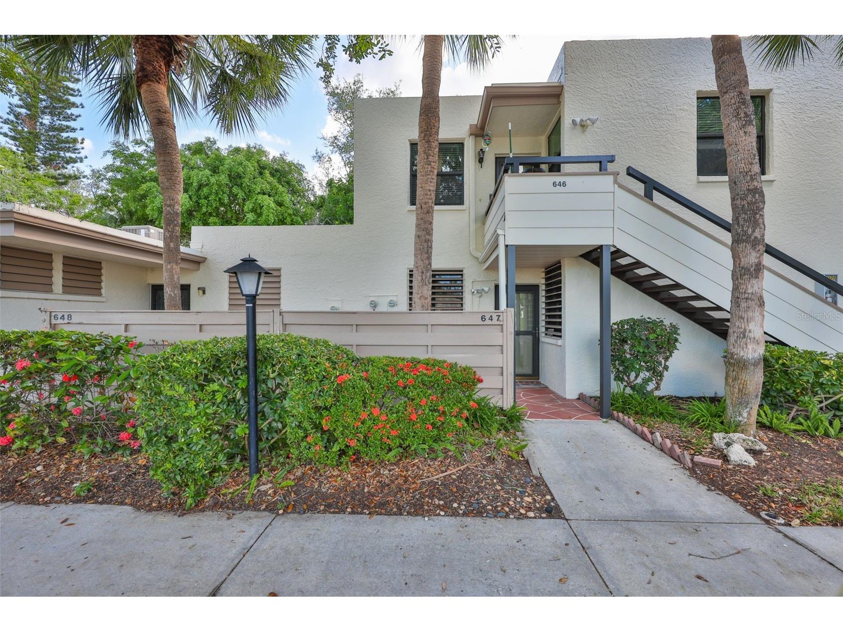 647 Woodlawn Drive #647 Bradenton FL 34210 A4696904 image1