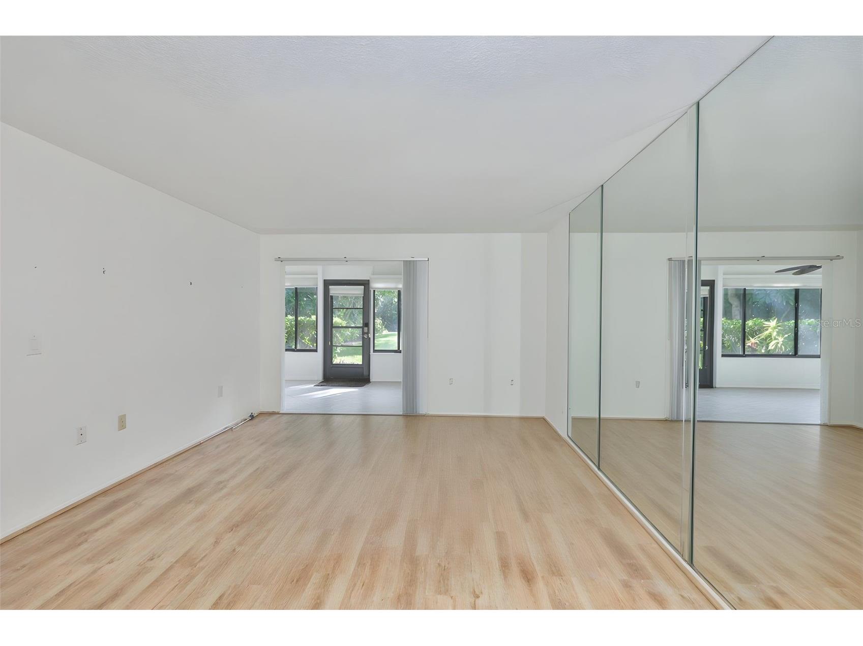 647 Woodlawn Drive #647 Bradenton FL 34210 A4696904 image14