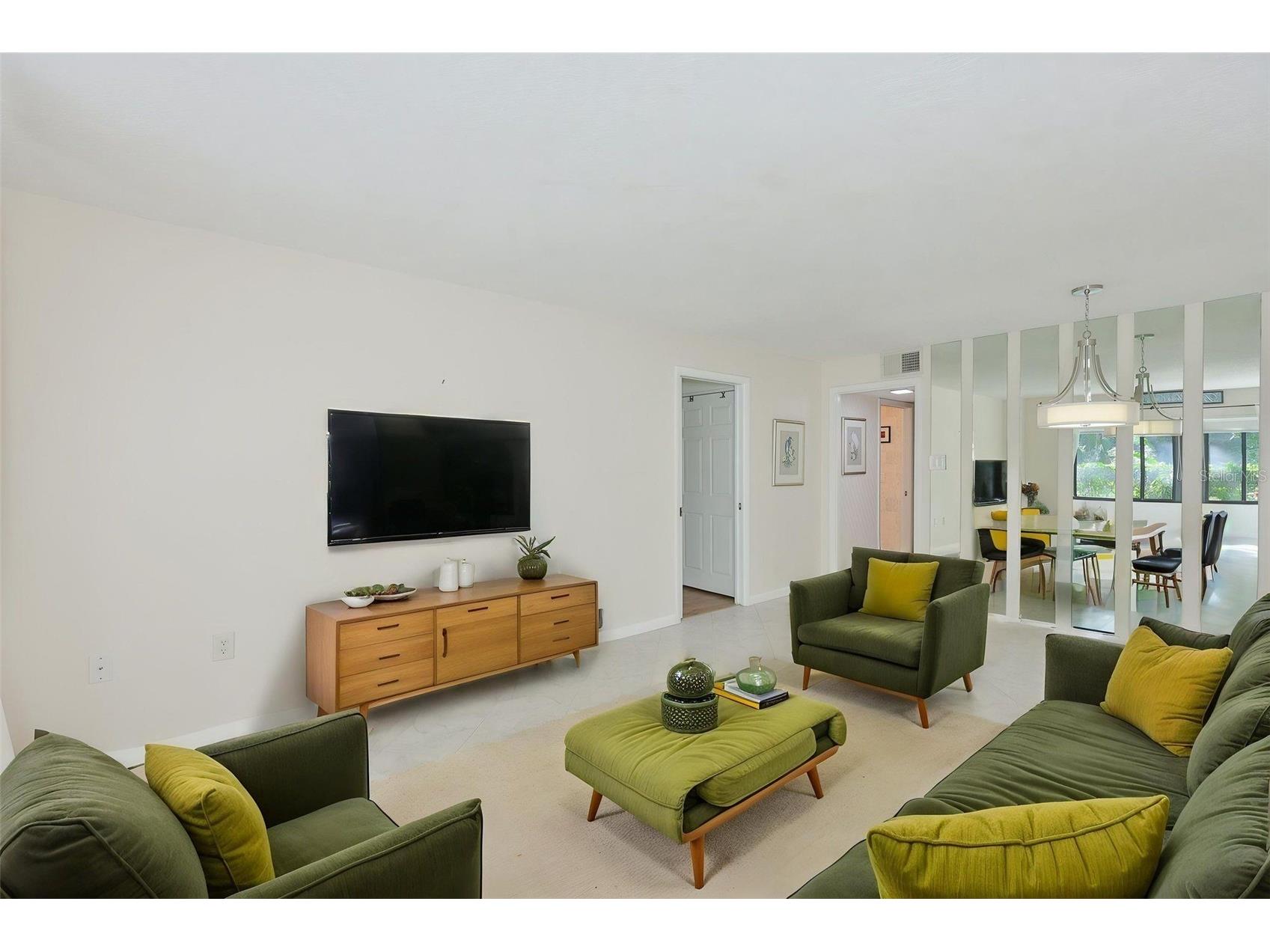 647 Woodlawn Drive #647 Bradenton FL 34210 A4696904 image22
