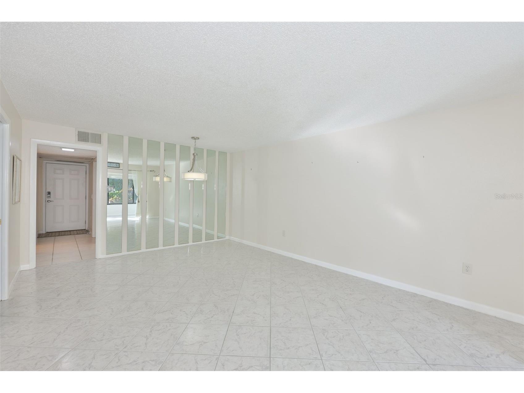 647 Woodlawn Drive #647 Bradenton FL 34210 A4696904 image23