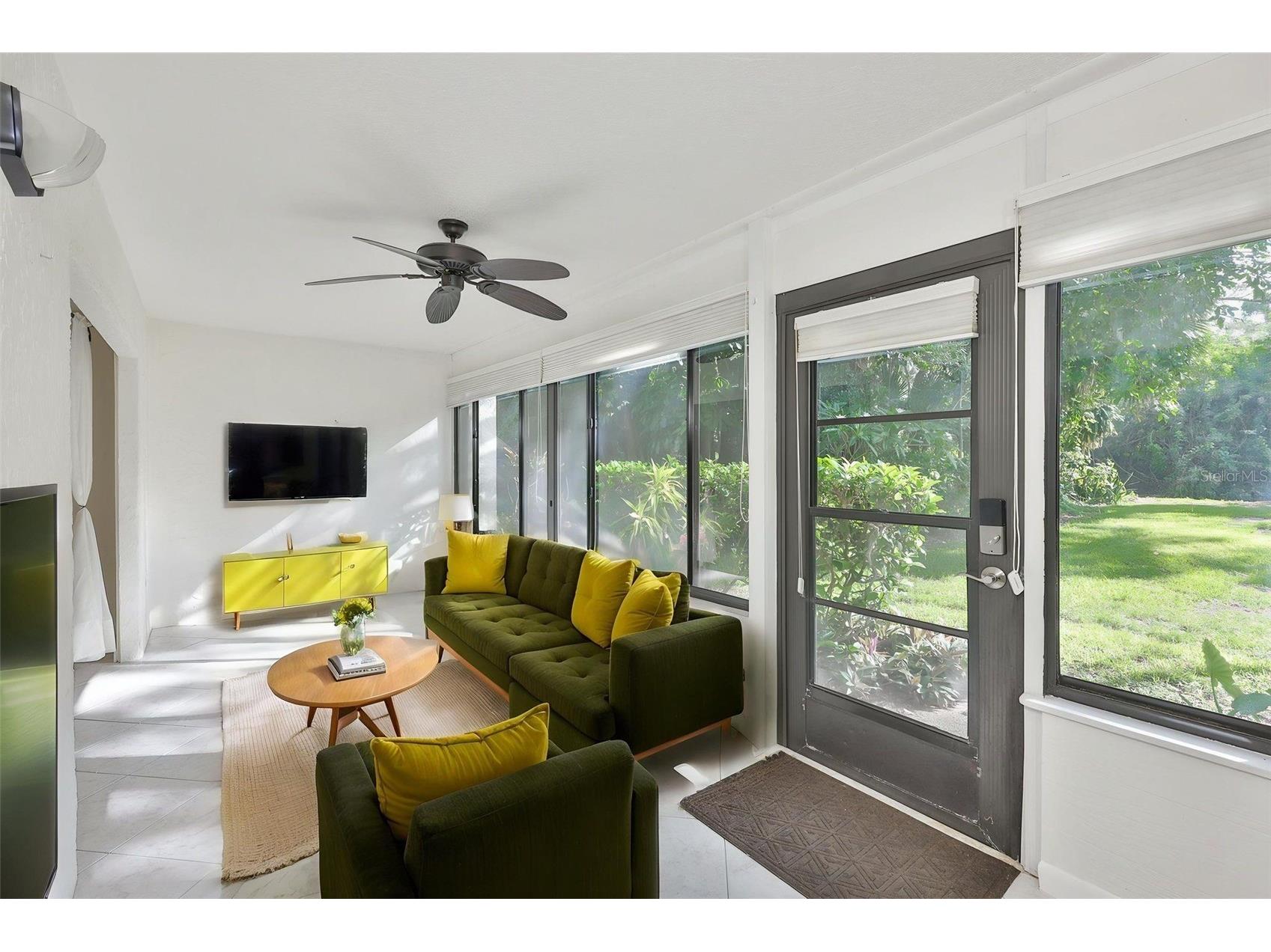 647 Woodlawn Drive #647 Bradenton FL 34210 A4696904 image25