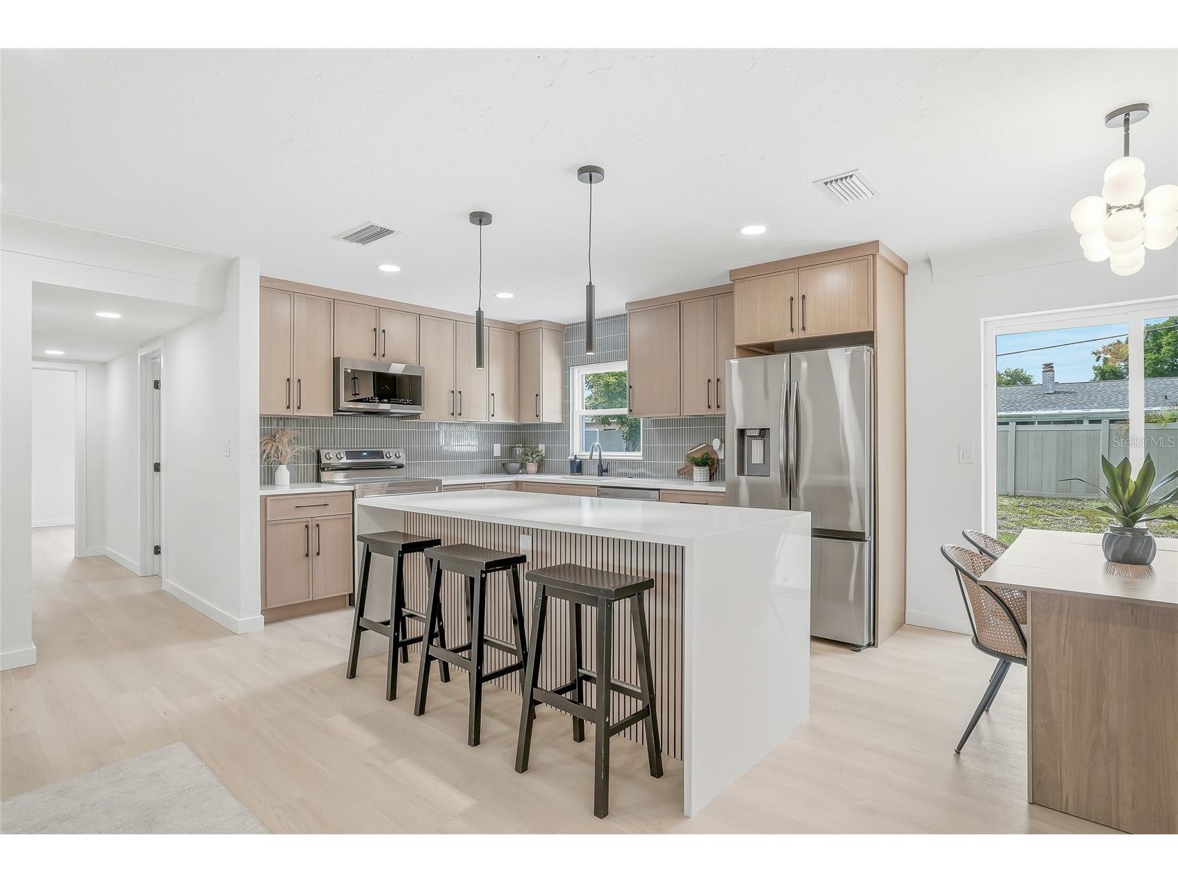 6470 26th Avenue N Saint Petersburg FL 33710 TB8511767 image10