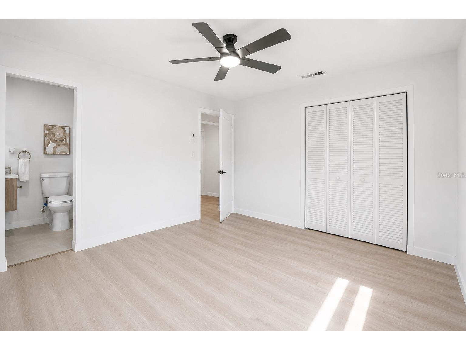 6470 26th Avenue N Saint Petersburg FL 33710 TB8511767 image17