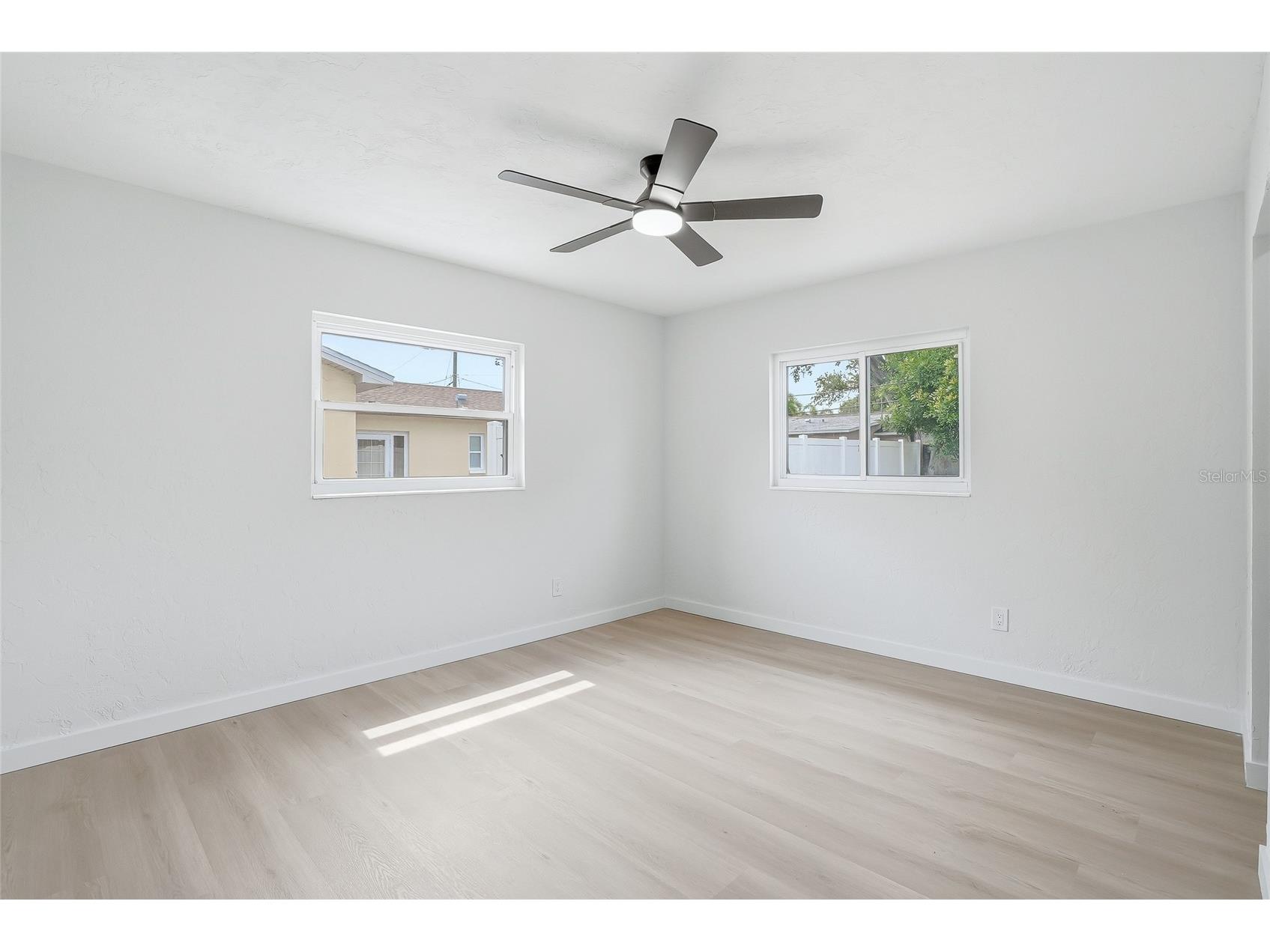 6470 26th Avenue N Saint Petersburg FL 33710 TB8511767 image18