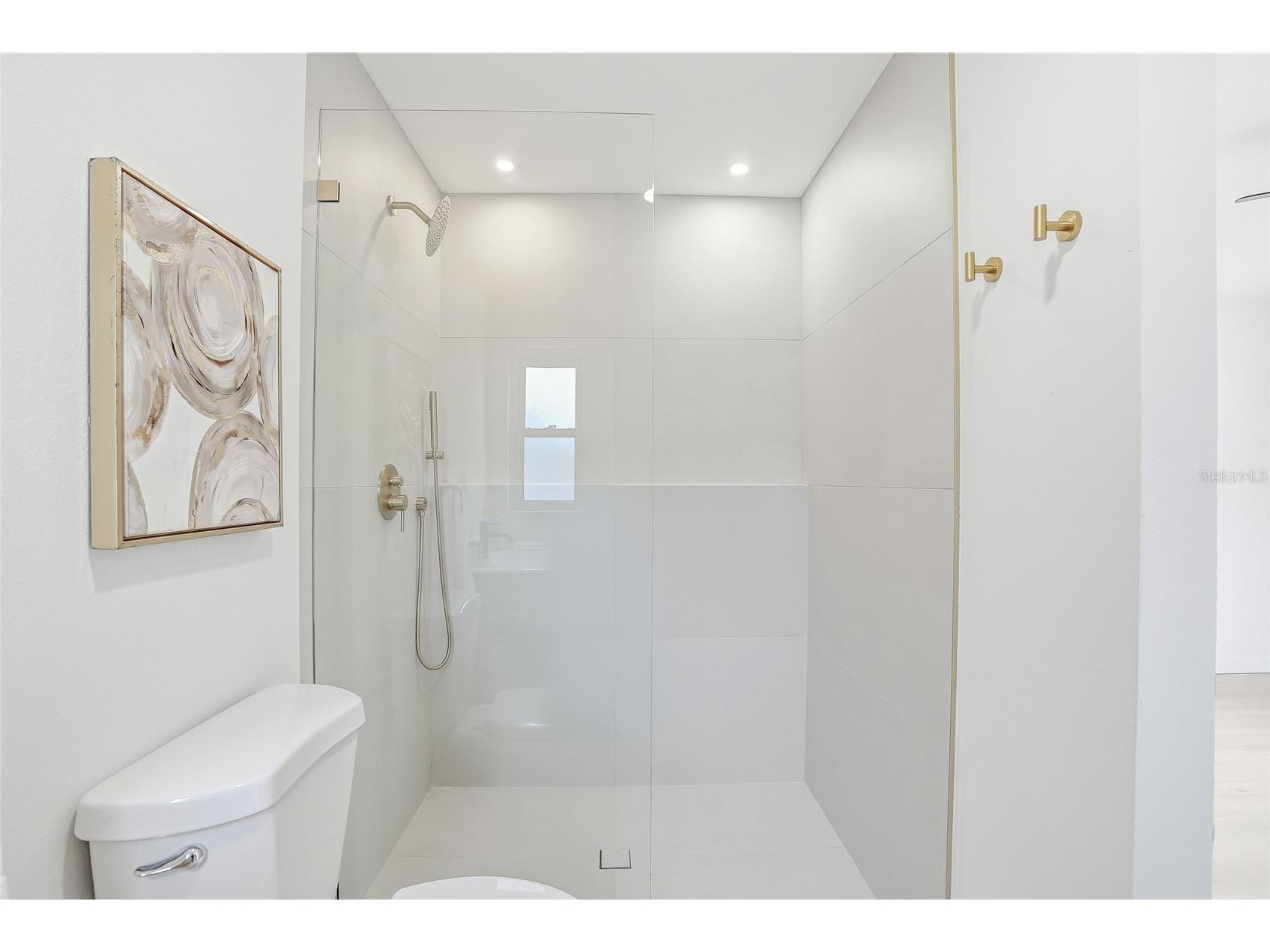 6470 26th Avenue N Saint Petersburg FL 33710 TB8511767 image20