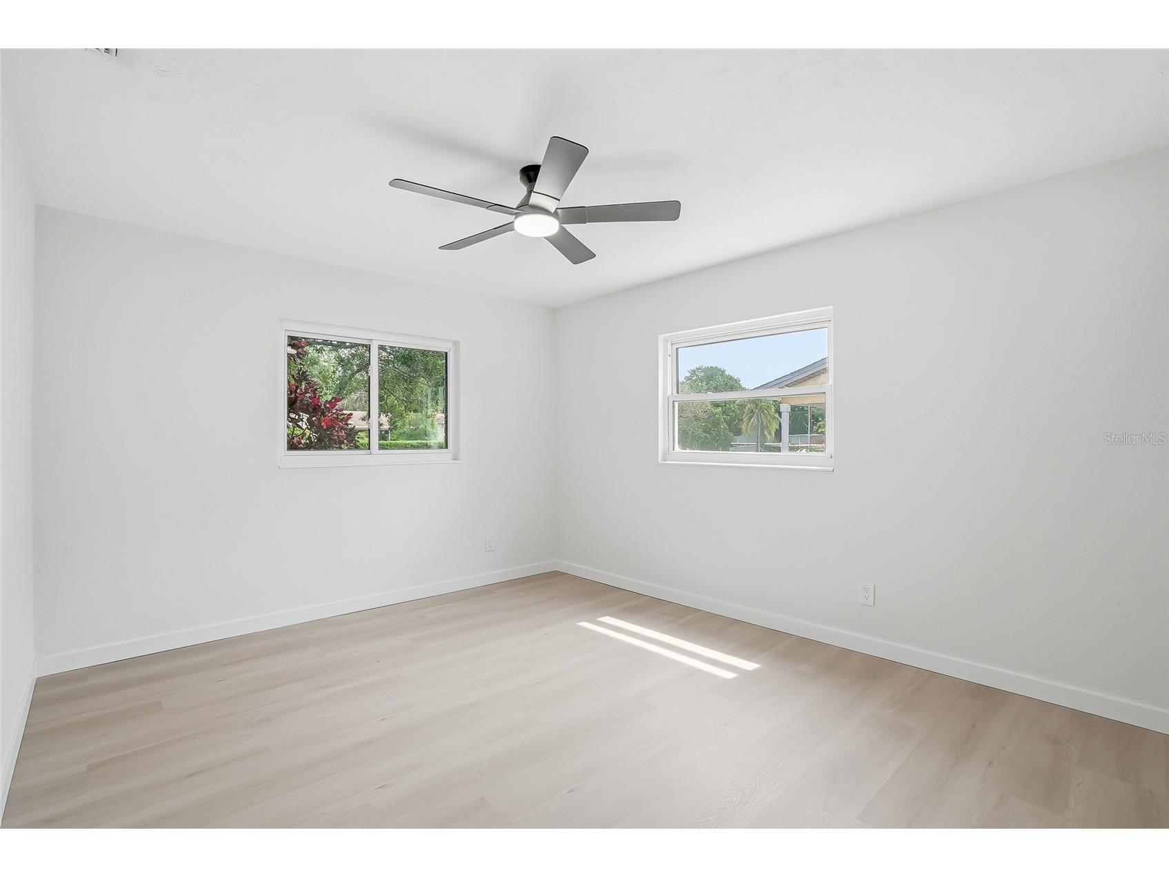 6470 26th Avenue N Saint Petersburg FL 33710 TB8511767 image22