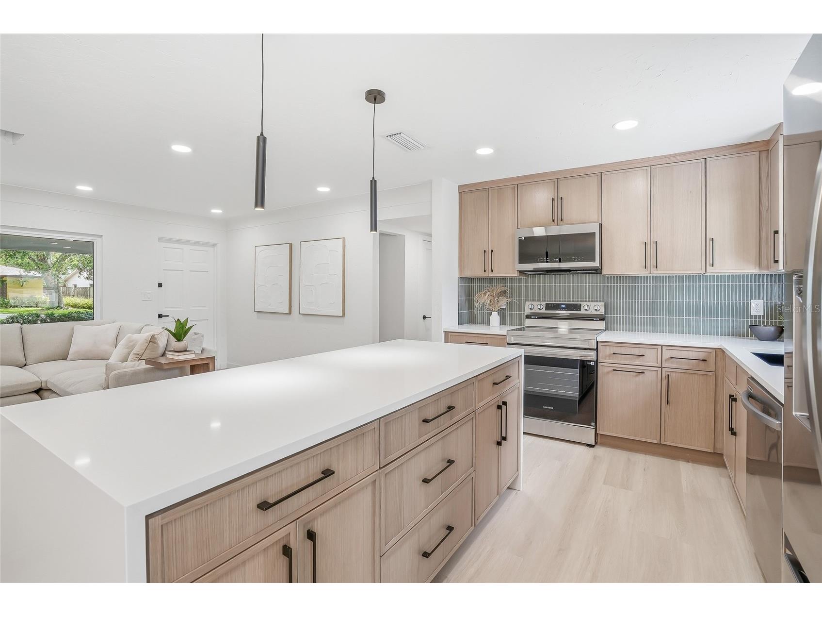 6470 26th Avenue N Saint Petersburg FL 33710 TB8511767 image9