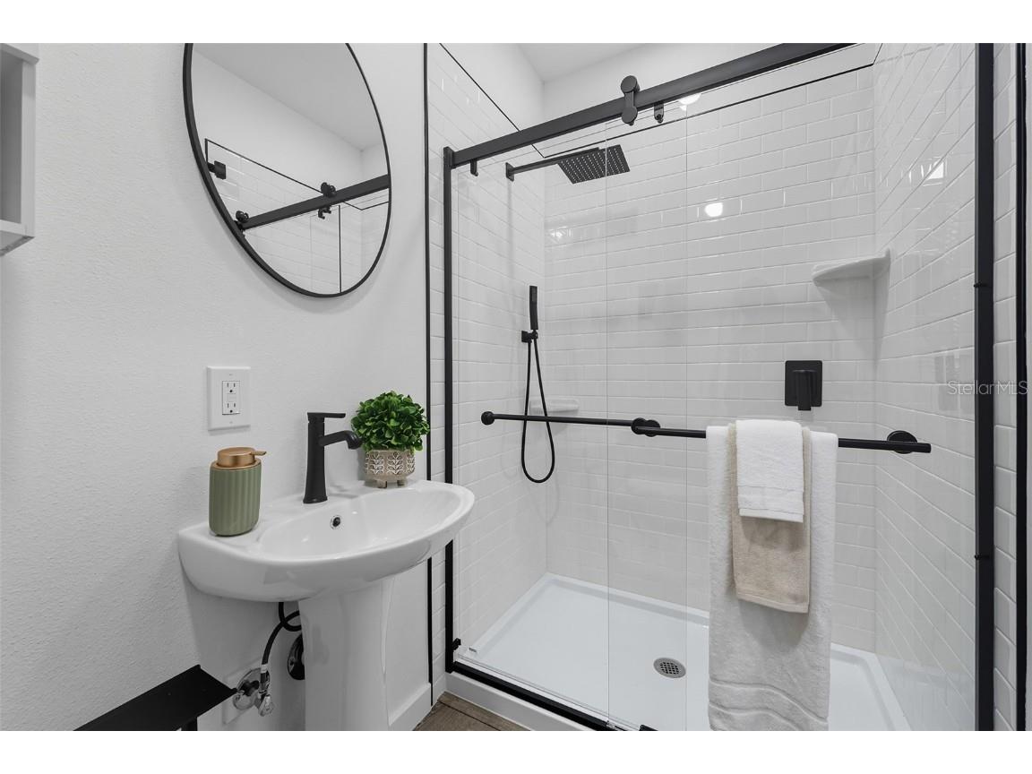 6470 64th Avenue N Pinellas Park FL 33781 TB8425486 image18