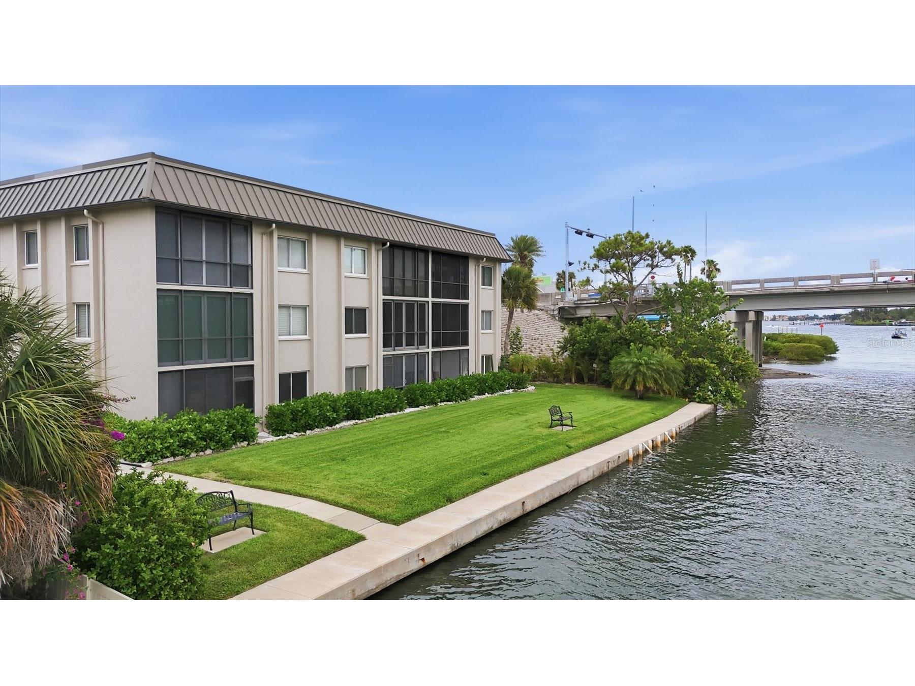 6470 Hollywood Boulevard #208 Sarasota FL 34231 - INTRACOASTAL WATERWAY A4696425 image2