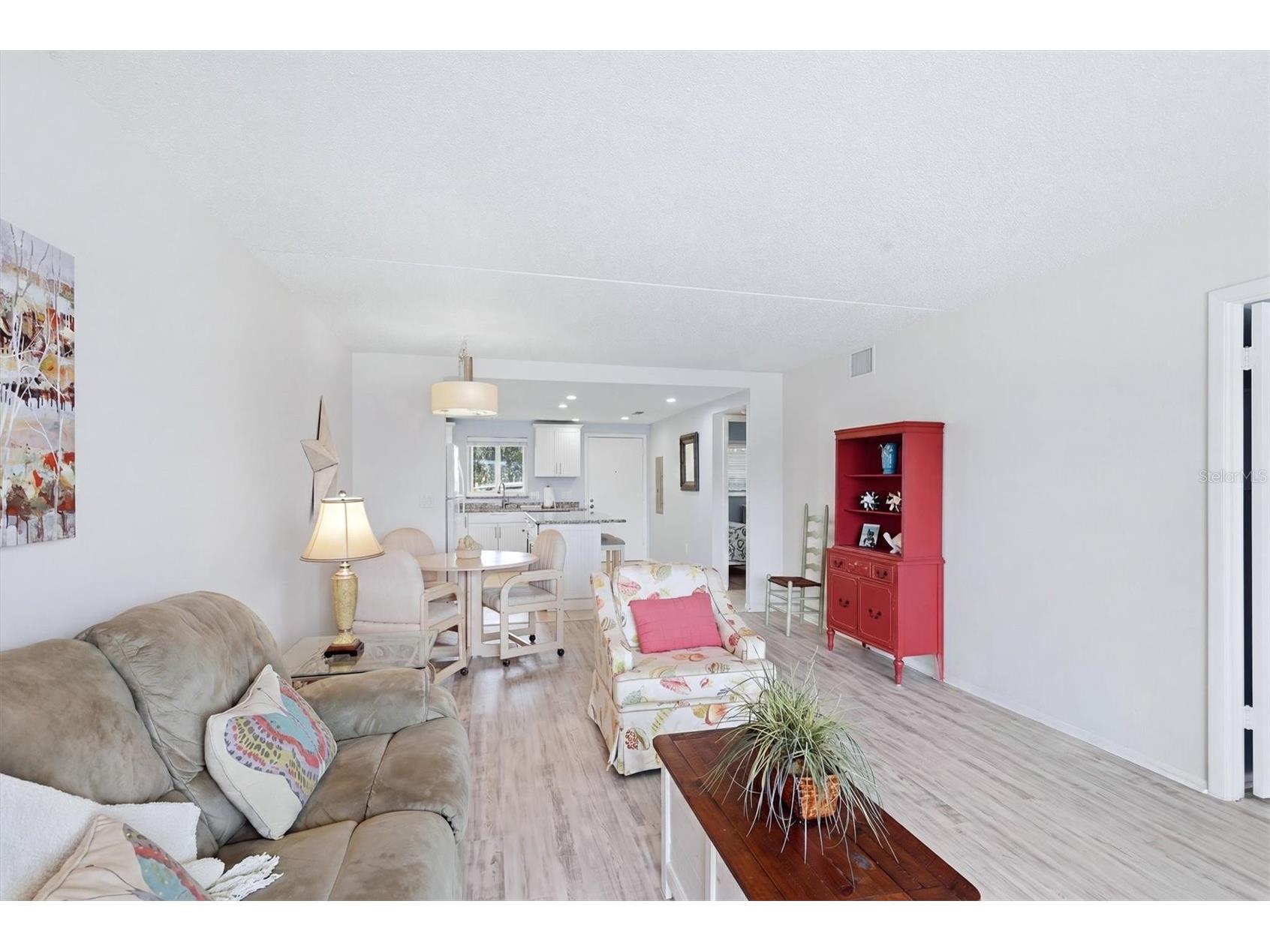 6470 Hollywood Boulevard #208 Sarasota FL 34231 - INTRACOASTAL WATERWAY A4696425 image7