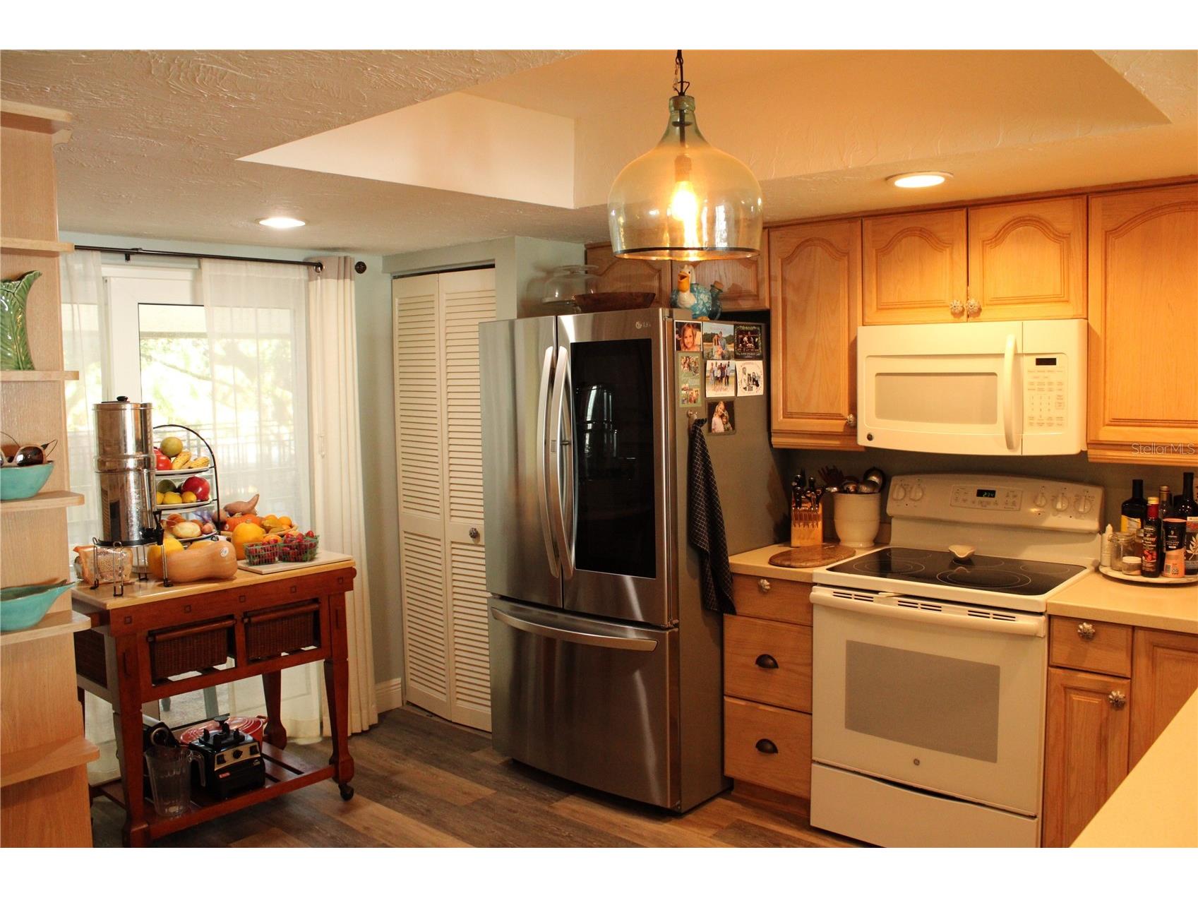 6470 Mourning Dove Drive #203 Bradenton FL 34210 - SARASOTA BAY A4684528 image3