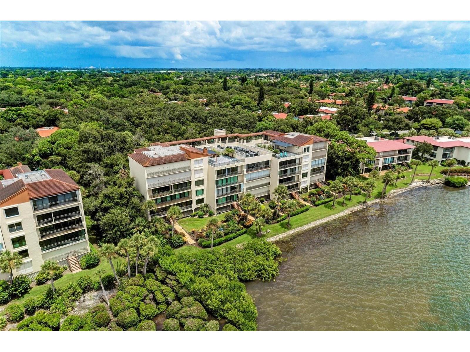 6470 Mourning Dove Drive #401 Bradenton FL 34210 - SARASOTA BAY A4678582 image1