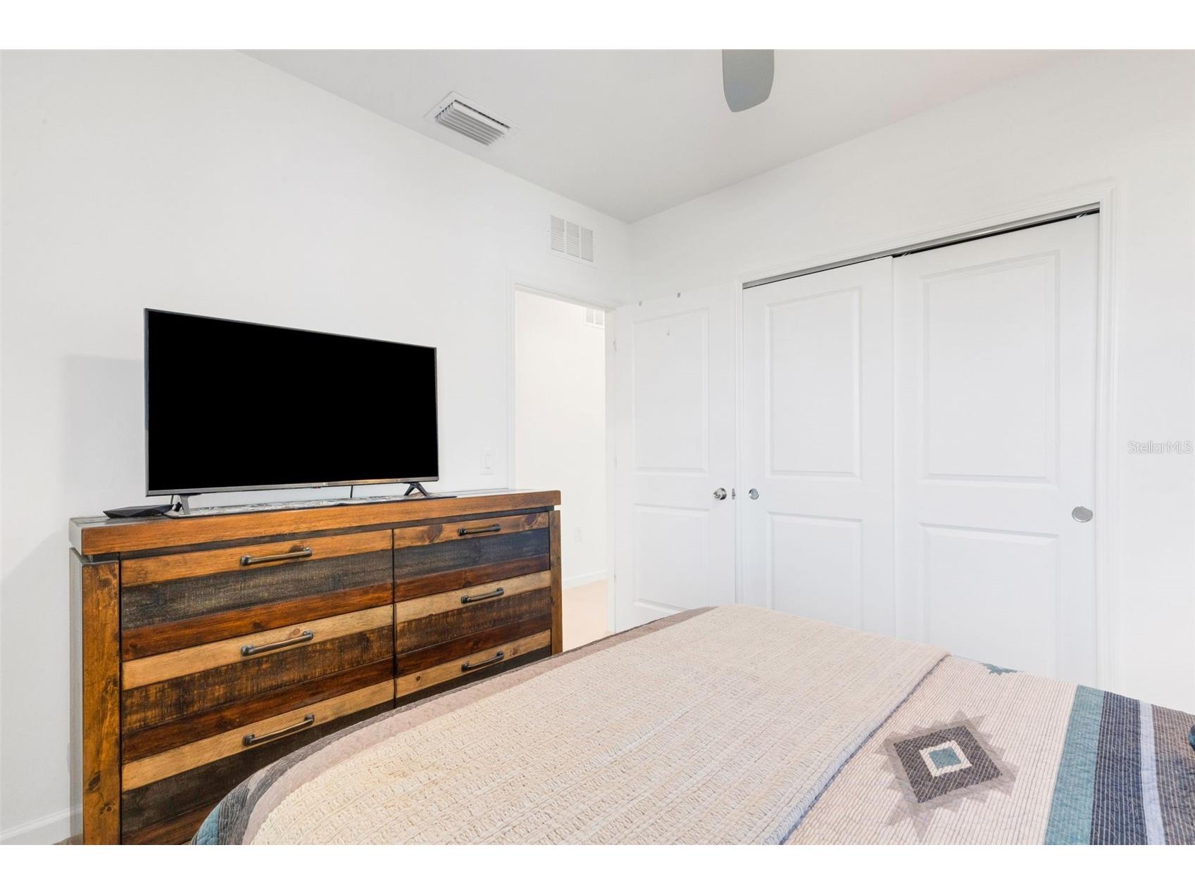 6471 Silverstar Drive Sarasota FL 34240 A4679322 image24