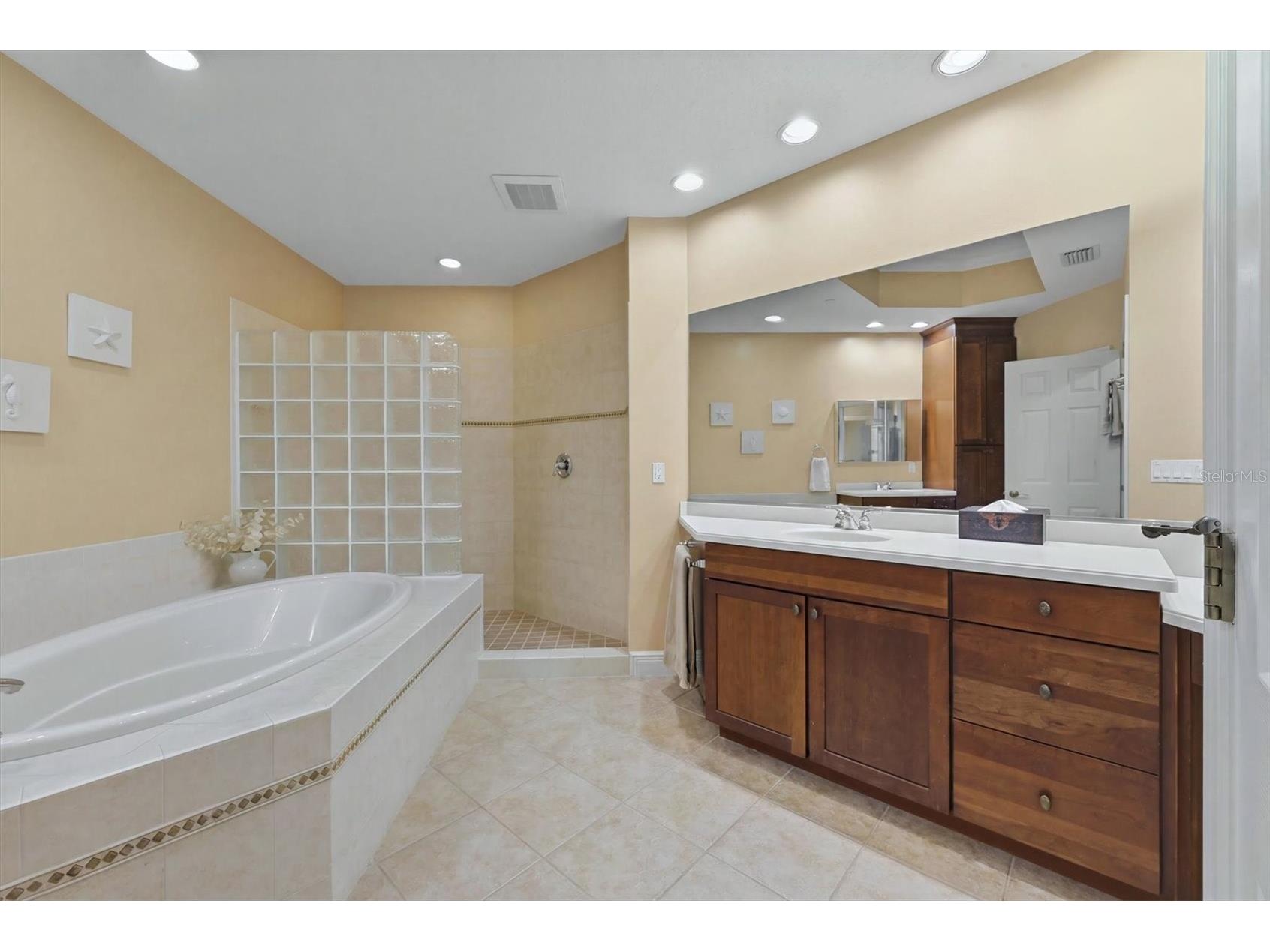 6474 Watercrest Way #403 Lakewood Ranch FL 34202 A4700252 image21