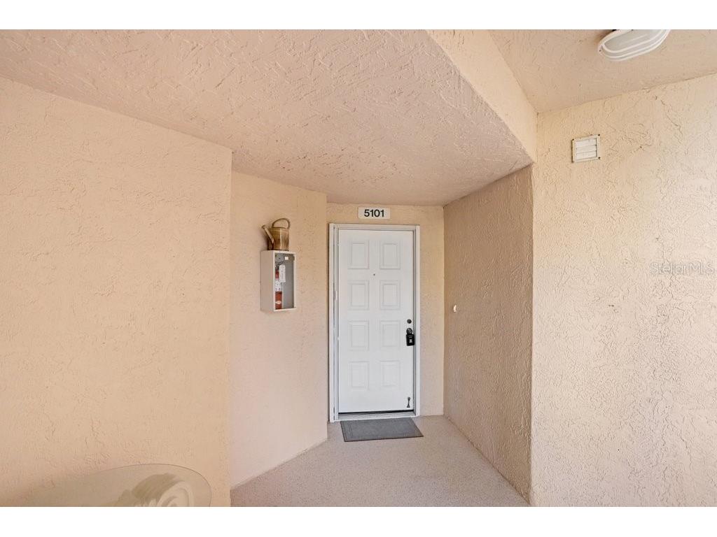 6475 Shoreline Drive #5101 Saint Petersburg FL 33708 O6360445 image2