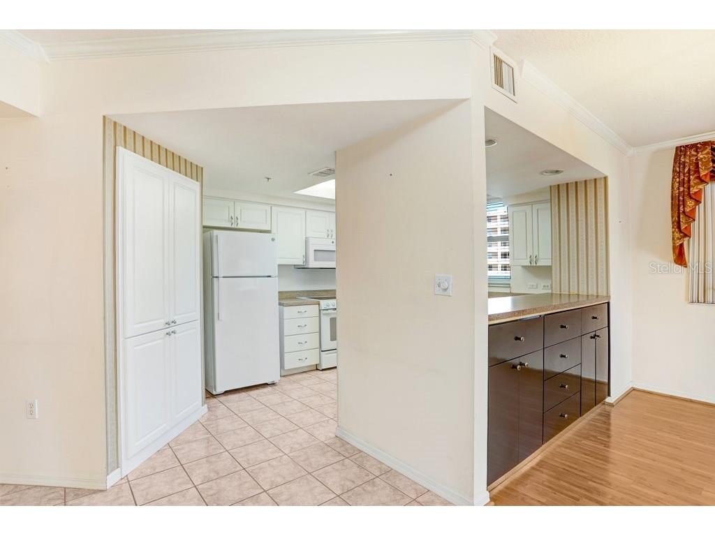 6475 Shoreline Drive #5101 Saint Petersburg FL 33708 O6360445 image3