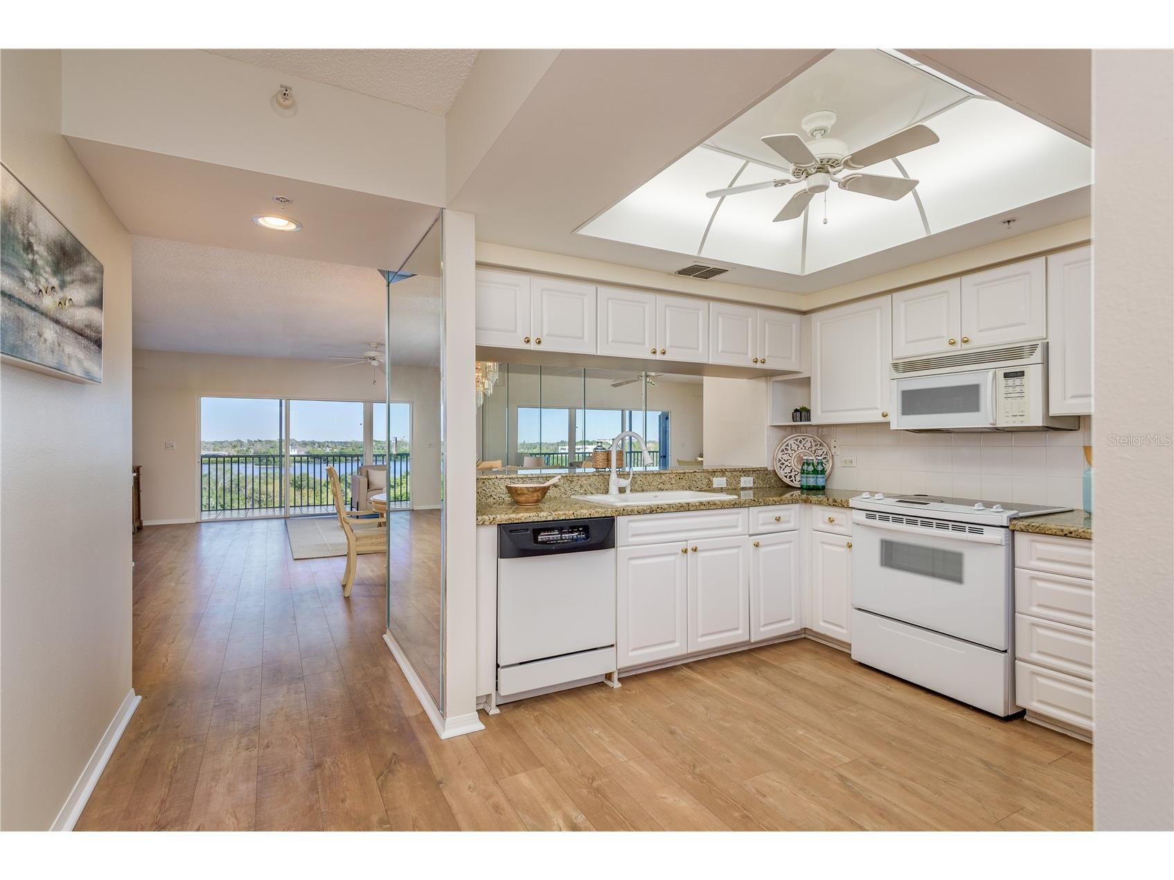 6475 Shoreline Drive #5403 Saint Petersburg FL 33708 TB8370503 image13