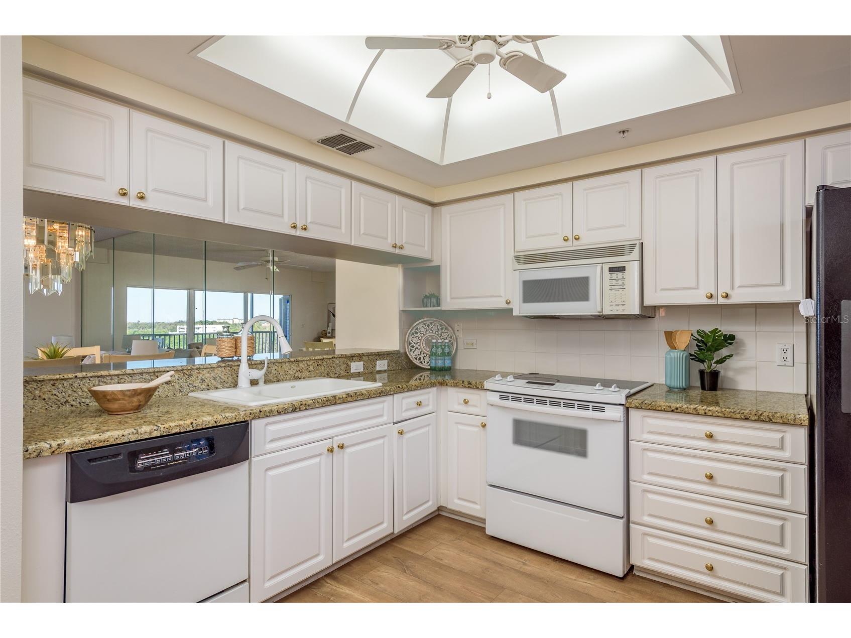 6475 Shoreline Drive #5403 Saint Petersburg FL 33708 TB8370503 image14
