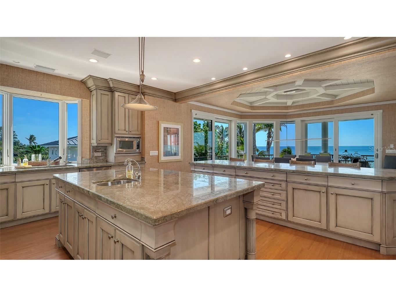 6477 Gulfside Road Longboat Key FL 34228 A4666887 image20