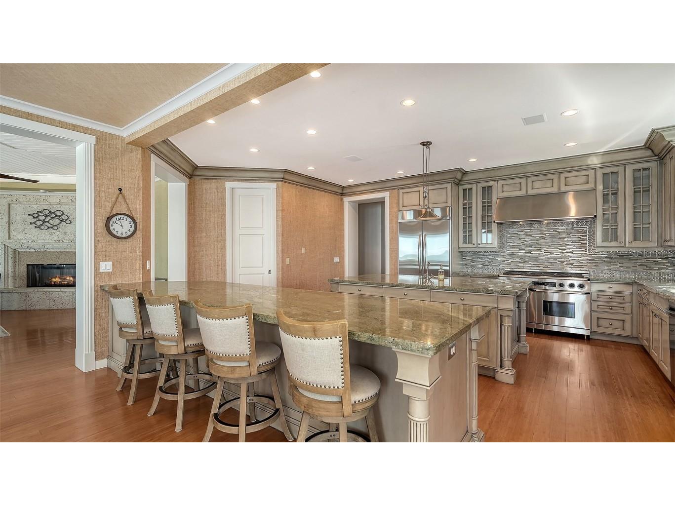 6477 Gulfside Road Longboat Key FL 34228 A4666887 image21