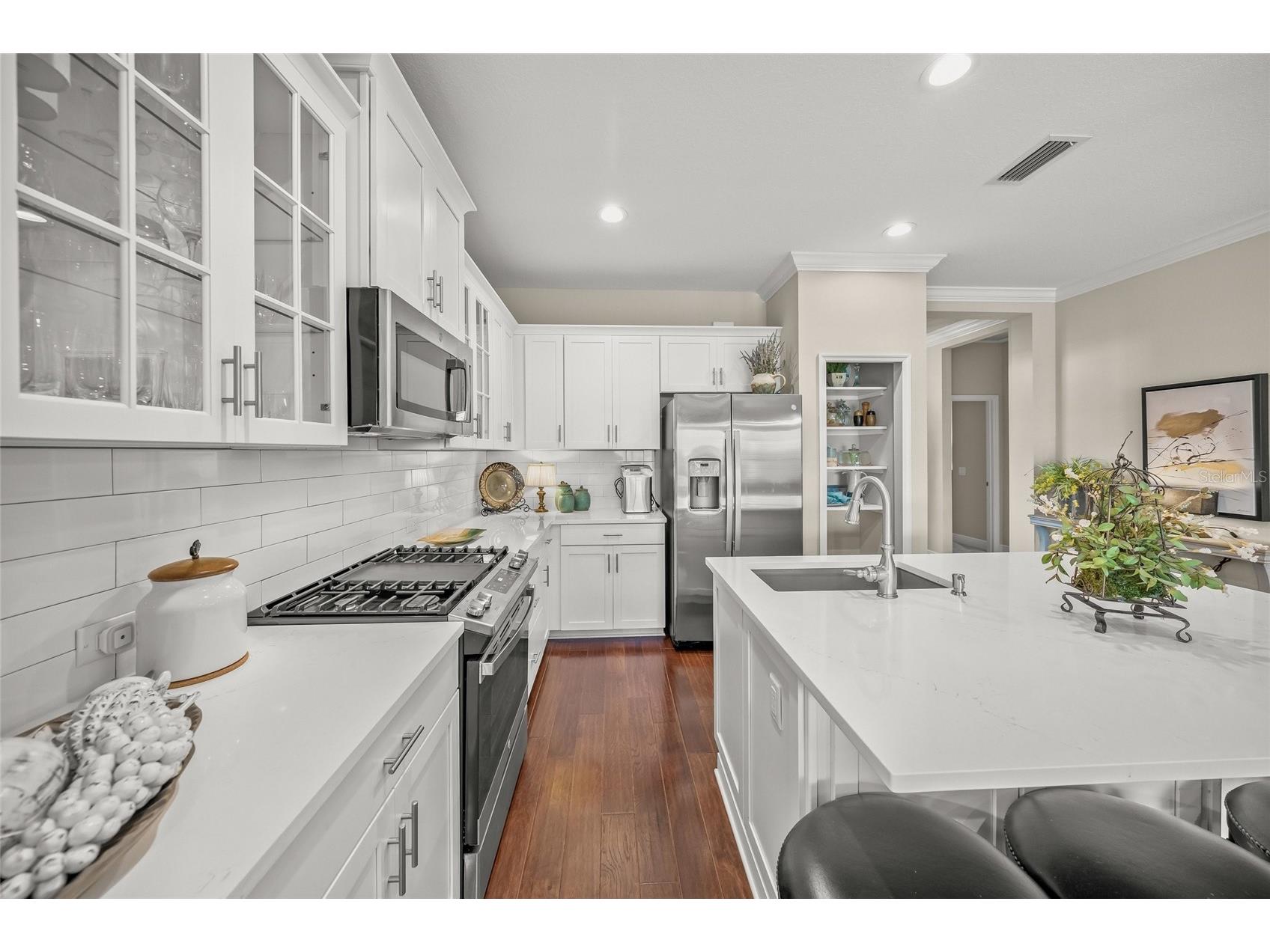 6479 Positano Court Sarasota FL 34243 A4696150 image11