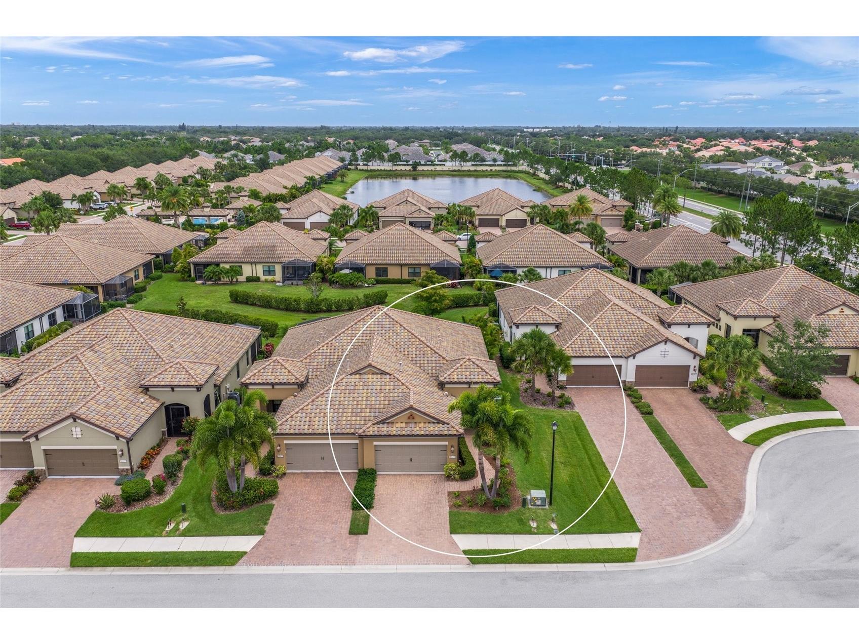 6479 Positano Court Sarasota FL 34243 A4696150 image38