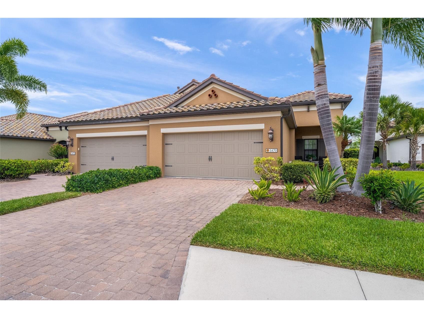 6479 Positano Court Sarasota FL 34243 A4696150 image5