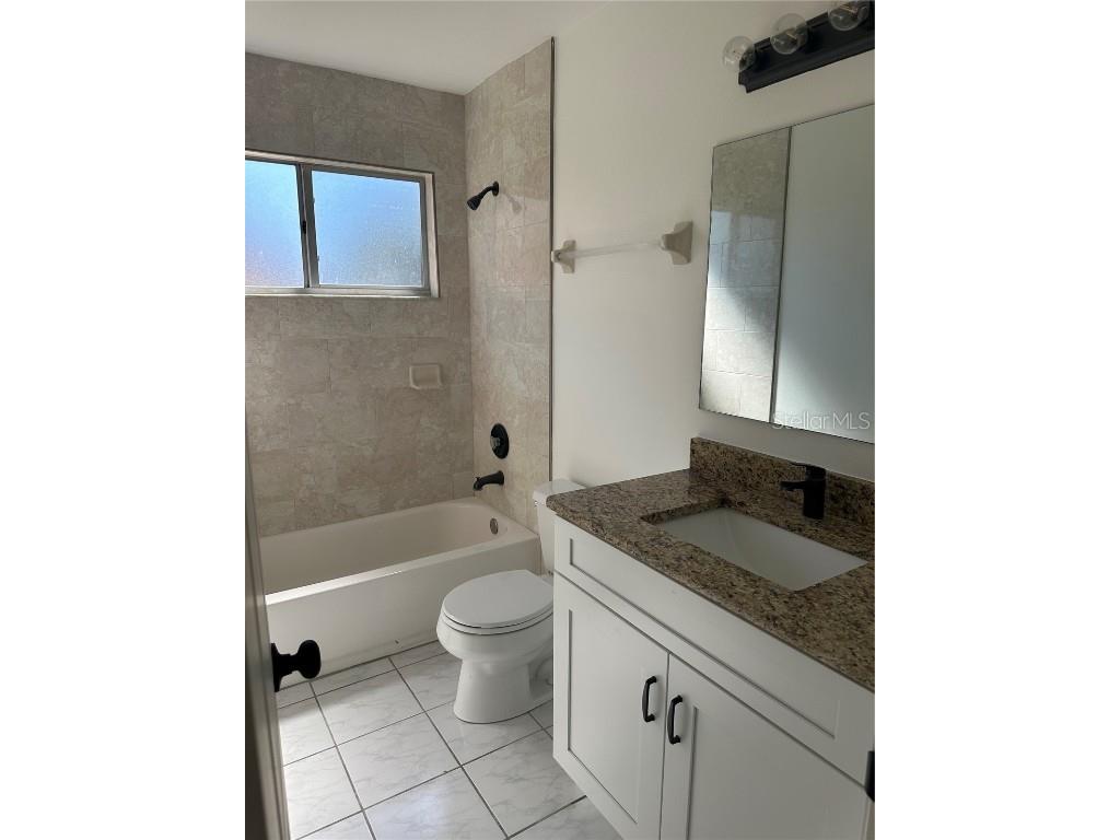 6479 Royal Woods Drive Fort Myers FL 33908 O6324404 image10