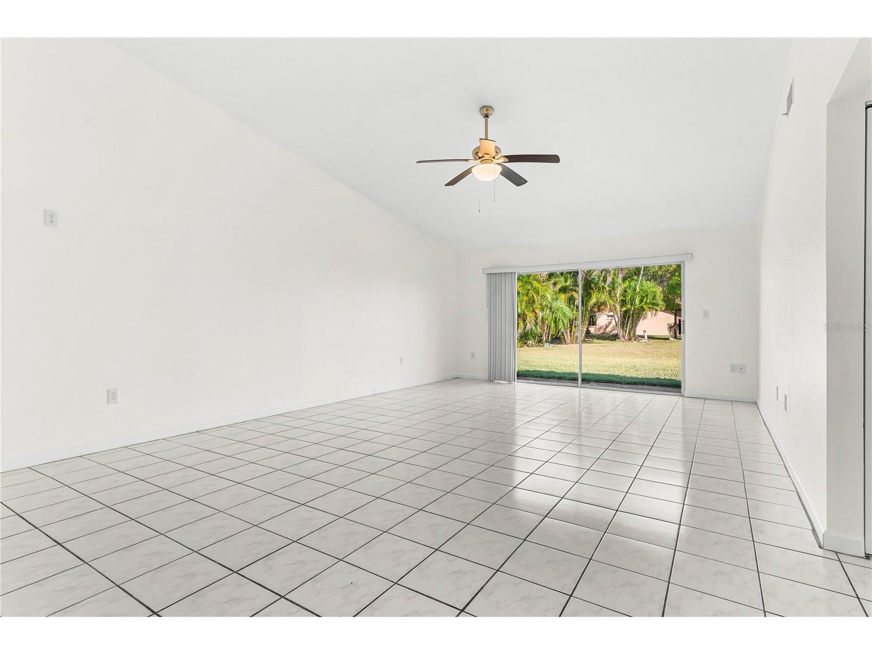 6479 Royal Woods Drive Fort Myers FL 33908 O6373615 image11