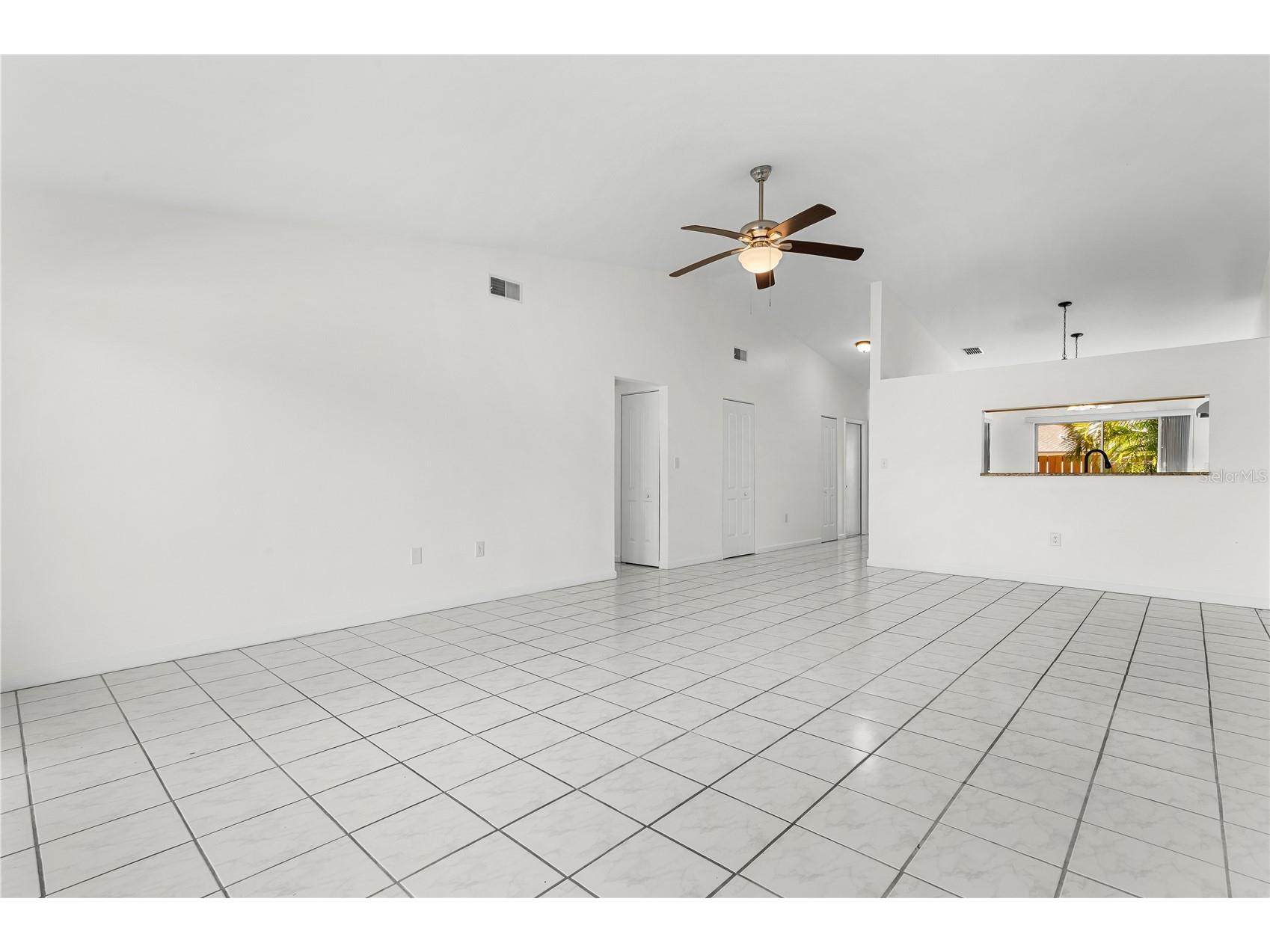 6479 Royal Woods Drive Fort Myers FL 33908 O6373615 image14