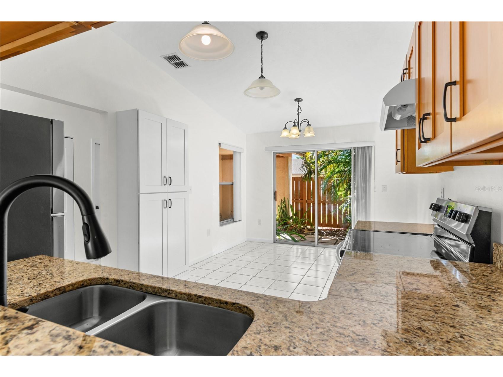 6479 Royal Woods Drive Fort Myers FL 33908 O6373615 image9