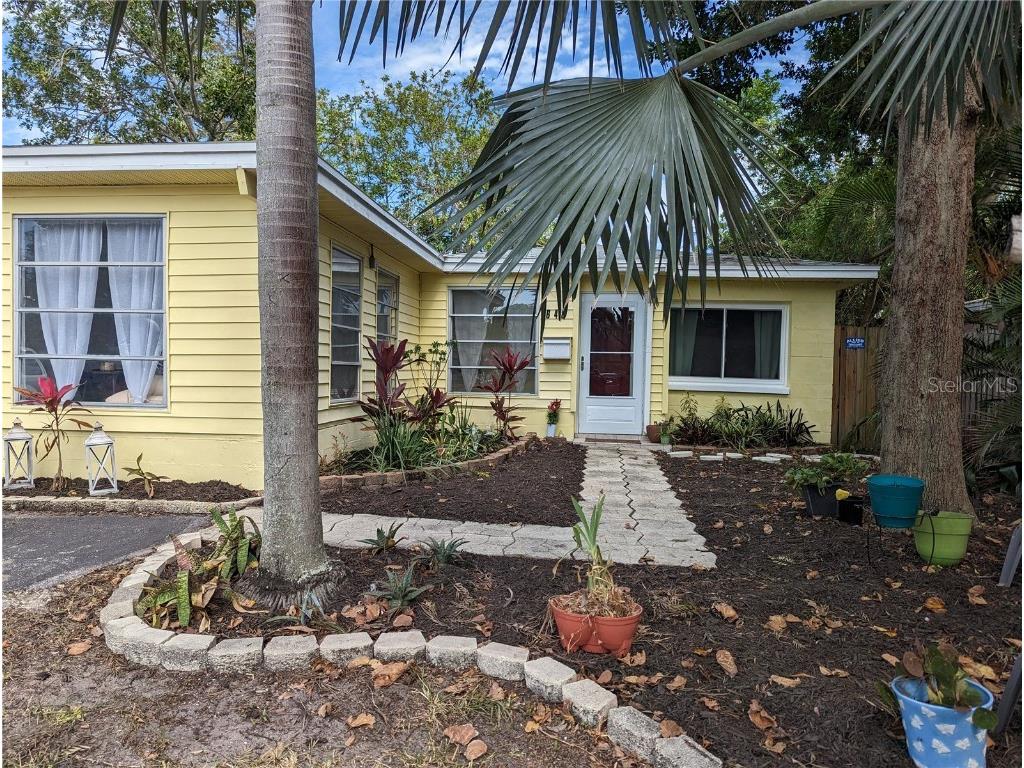 648 60th Street S Saint Petersburg FL 33707 U8197038 image1