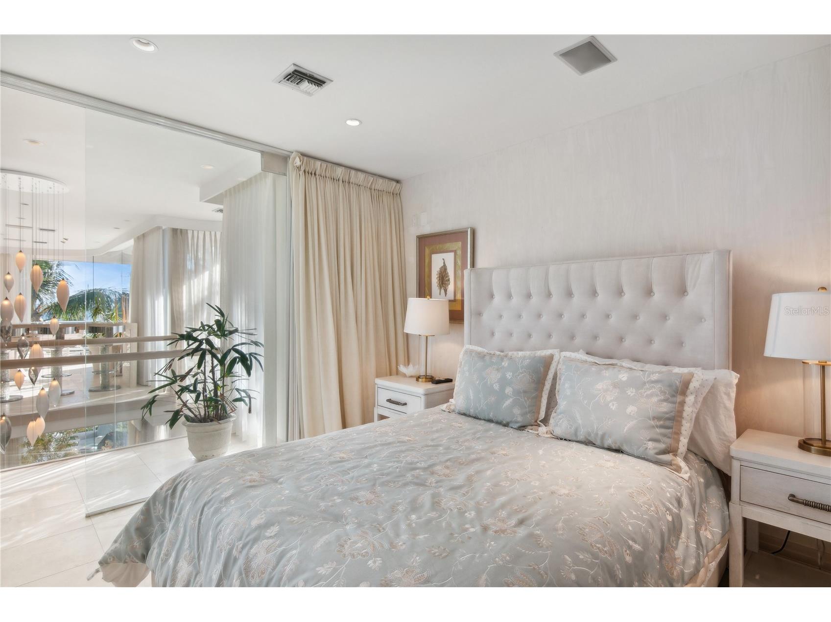 648 Beach Road Sarasota FL 34242 - GULF OF MEXICO A4681541 image24