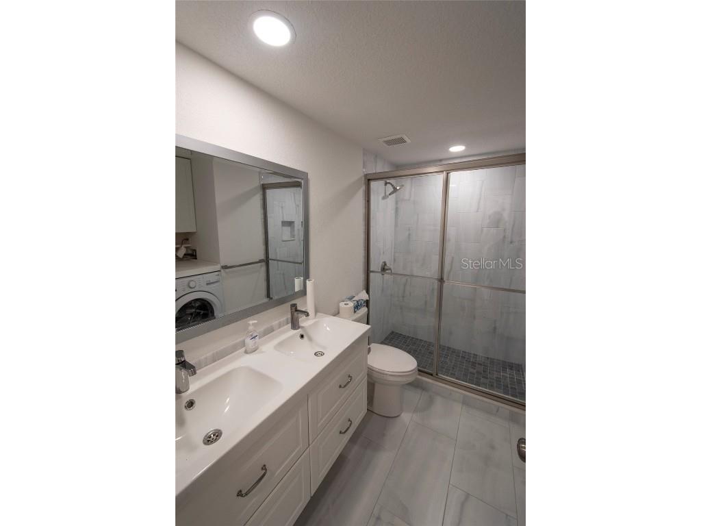 648 Cohen Way Sarasota FL 34236 A4672796 image19