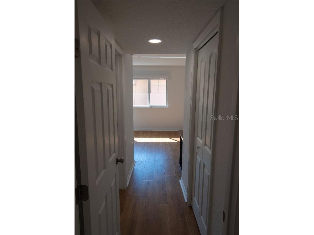 648 Cohen Way Sarasota FL 34236 A4672796 image21