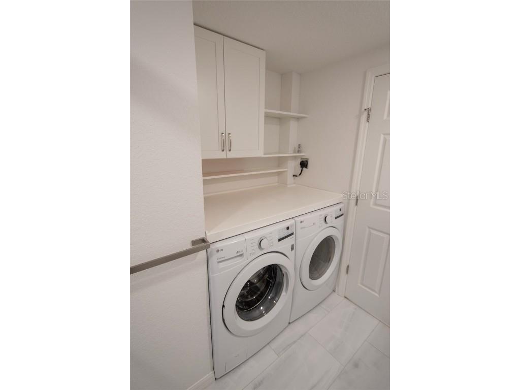 648 Cohen Way Sarasota FL 34236 A4672796 image31