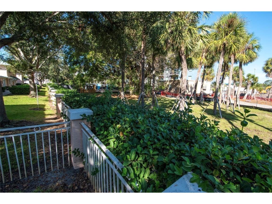 648 Cohen Way Sarasota FL 34236 A4672796 image7