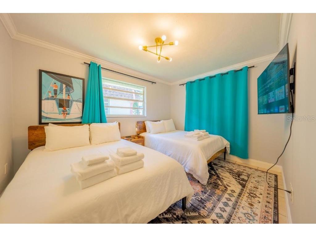 648 Poinsettia Avenue Clearwater Beach FL 33767 TB8363396 image8