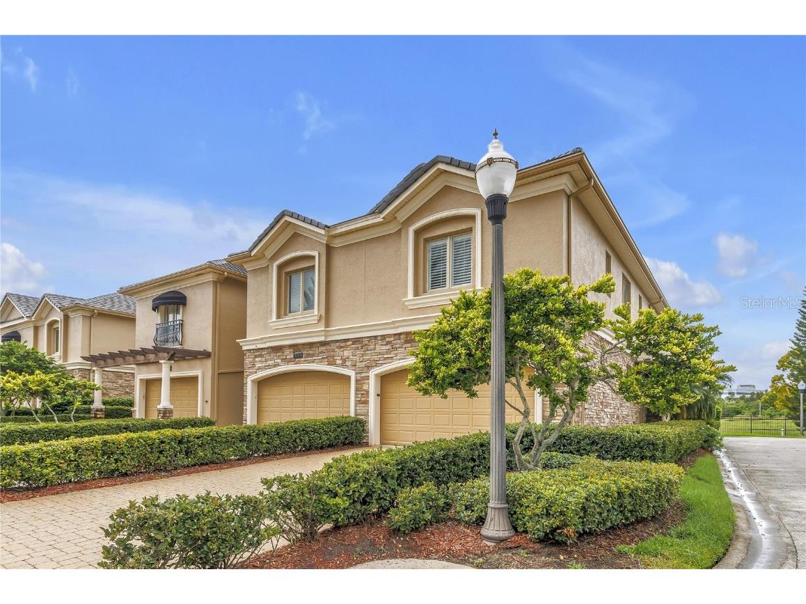 648 Saxony Boulevard Saint Petersburg FL 33716 TB8421195 image1